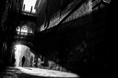 Taller L’ús creatiu de la llum en la foto de carrer